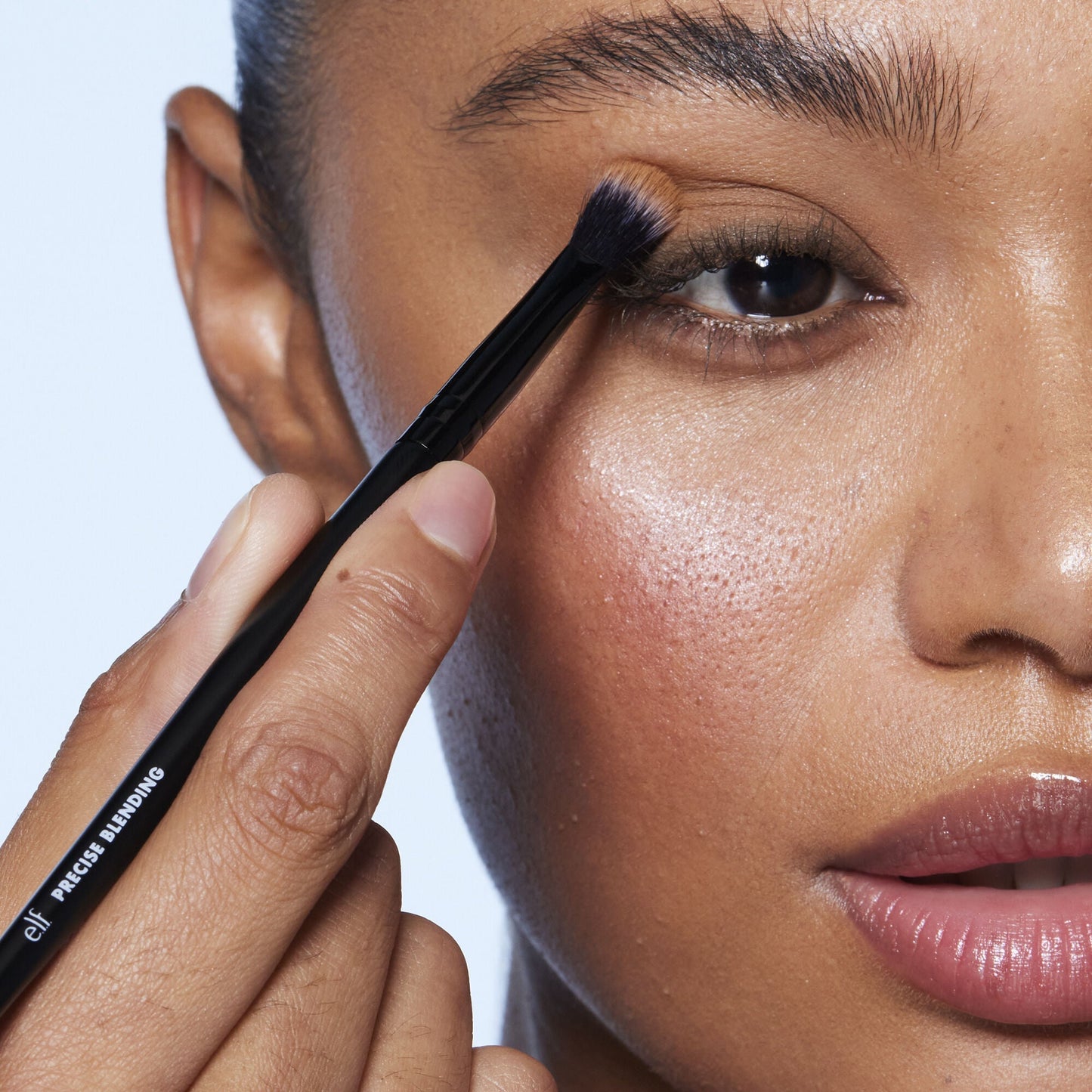 precise-blending-brush-l8 81284_Tapered_Blending_Brush.jpg