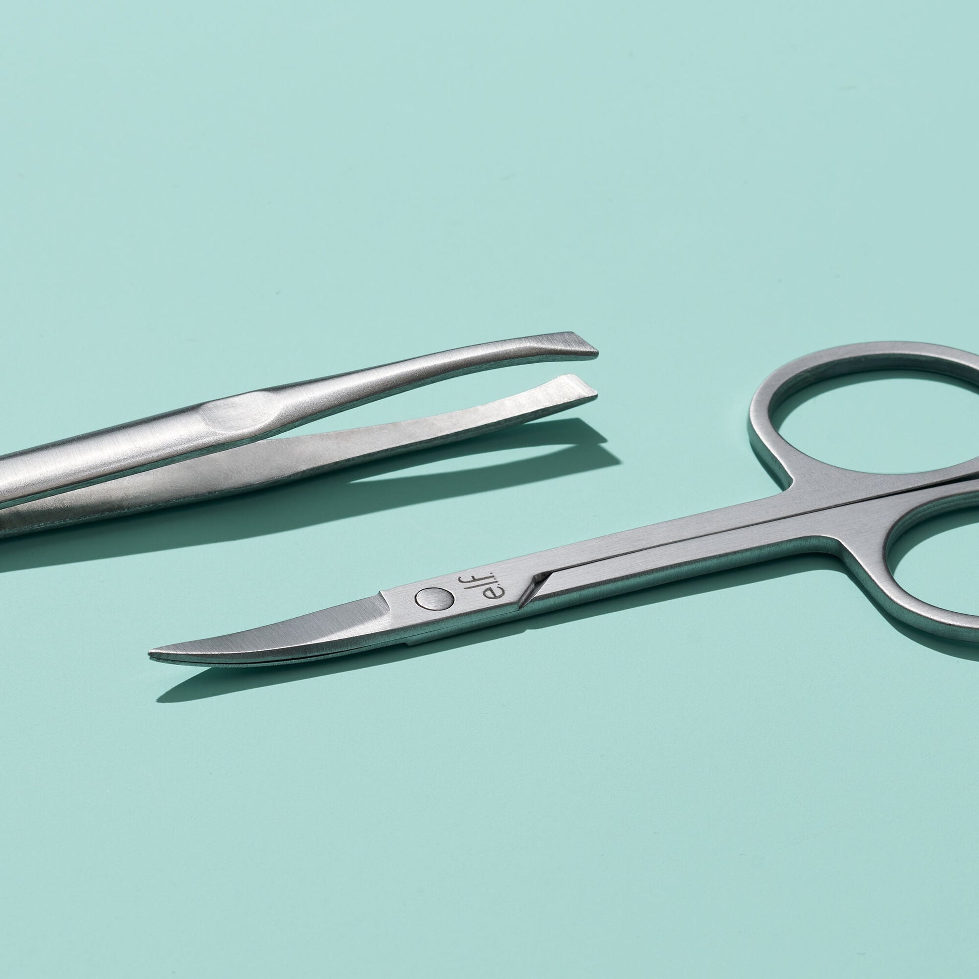 on-point-brow-kit-l1 011822_Brow-ToolSet-V1_0019-RGB_IGF.jpg