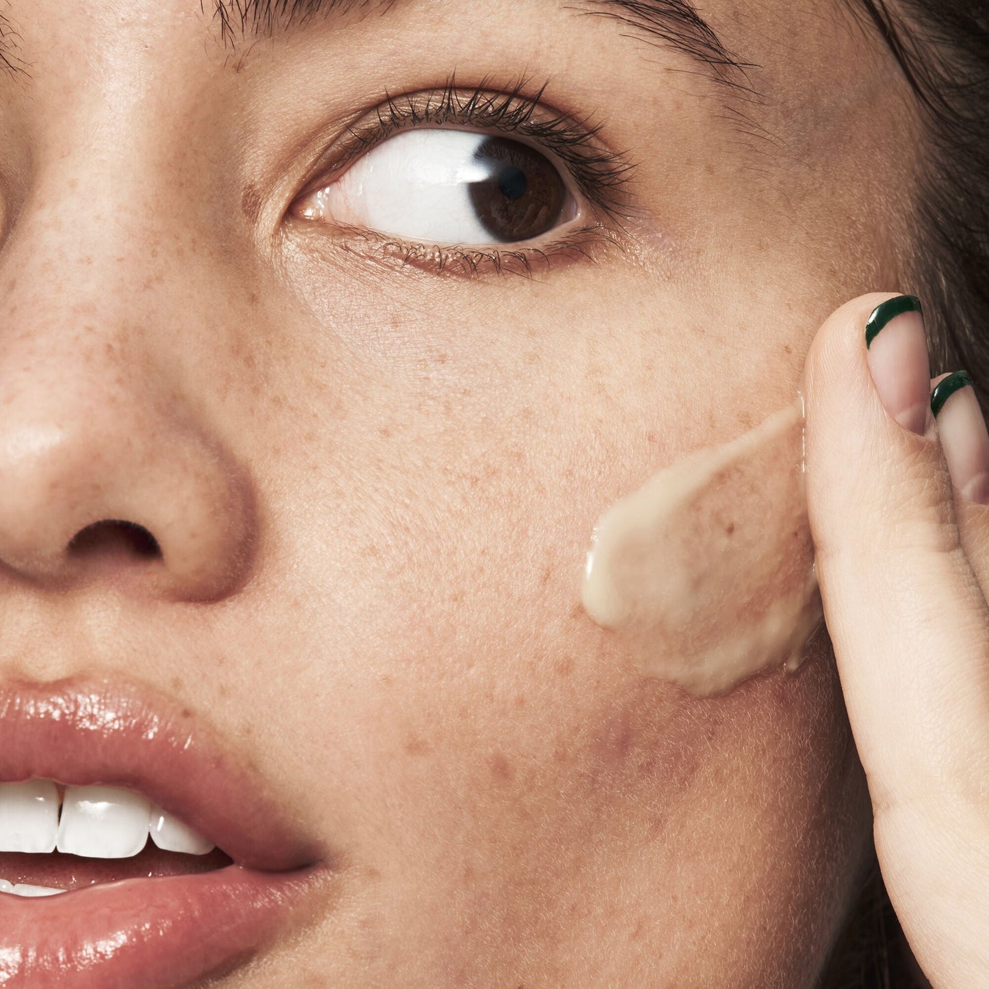 blemish-breakthrough-acne-calming-water-cream-w9 021522_Isabella_Acne_After_0462_FINAL_IGF_9e5f70b6-f47c-4bf3-9a7f-a9f223867f61.jpg