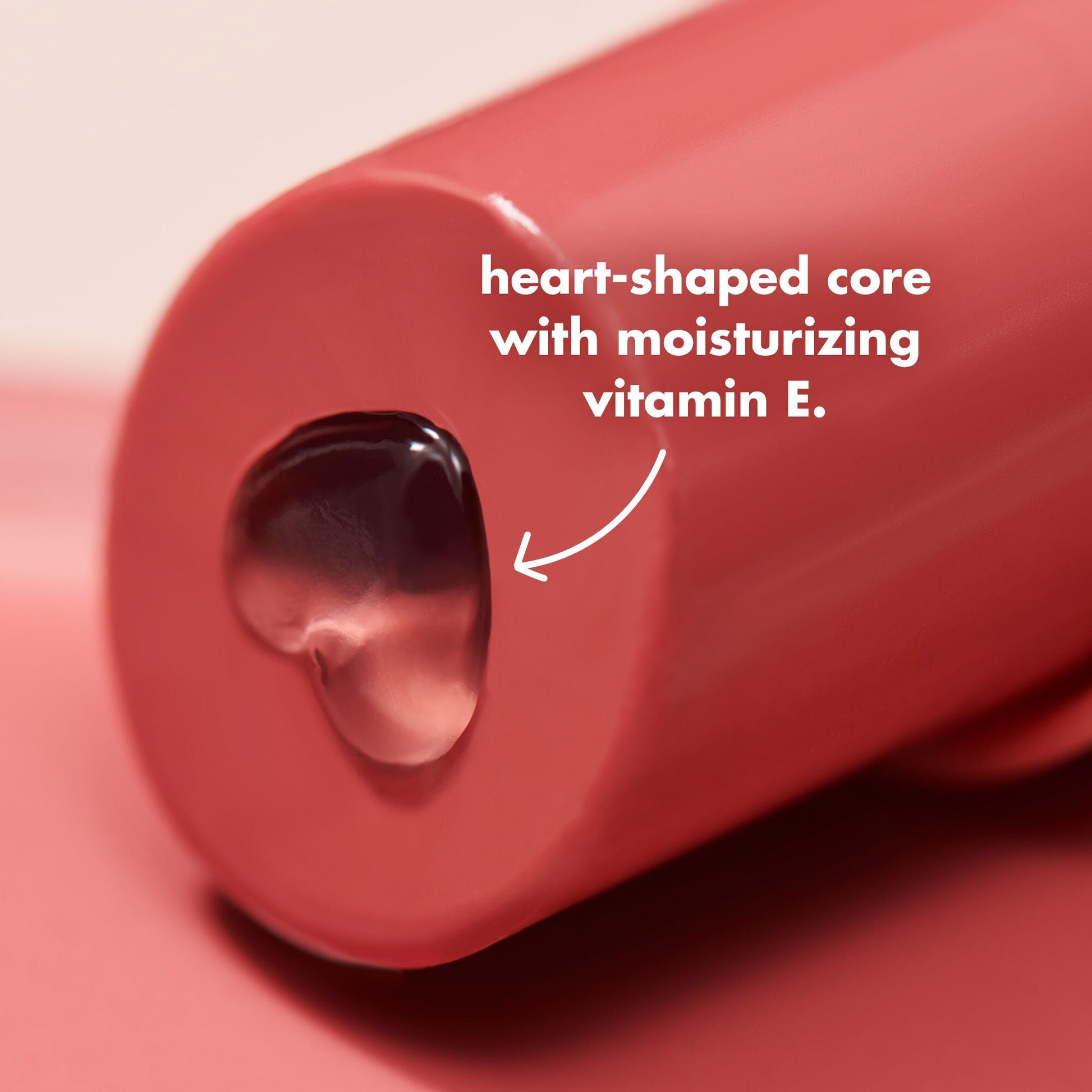hydrating-core-lip-shine-j7 0326_EDU_HydratingCoreLipShine_PRODUCTINFO_b4236e19-37d0-403e-bb87-078193a88006.jpg