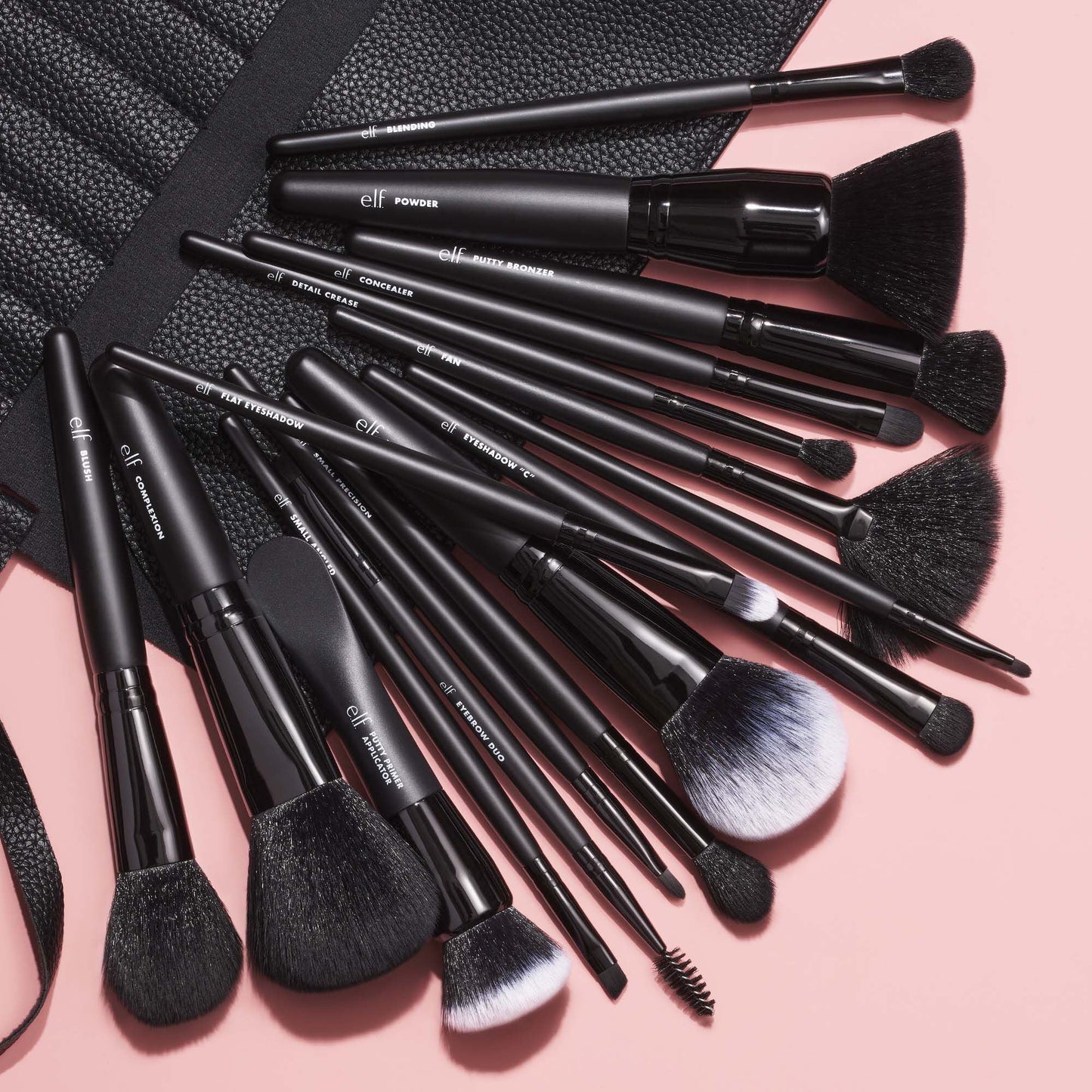 17-piece-ultimate-makeup-brush-set-and-travel-roll-b6 042423_UltBrushSet_V1_Main-2_IGF.jpg