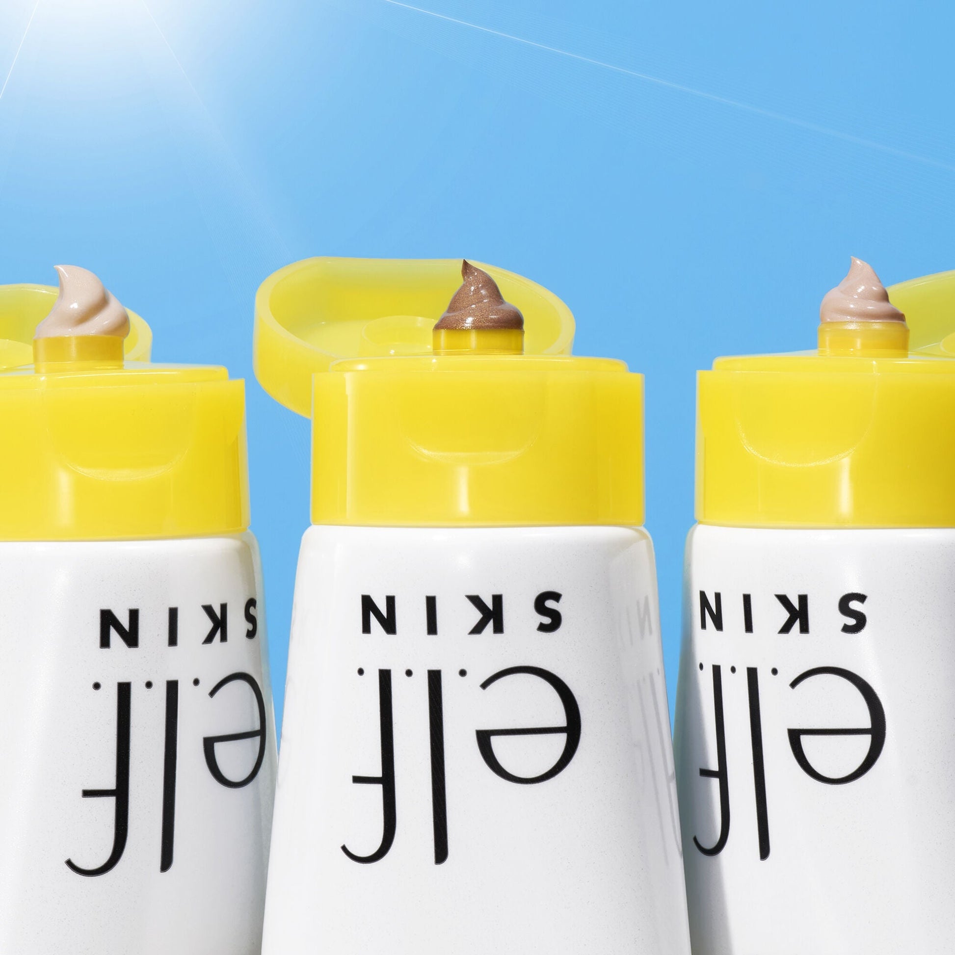 suntouchable-whoa-glow-spf-30-g9 042423_WhoaGlow_Macro_Main-2_IGF.jpg