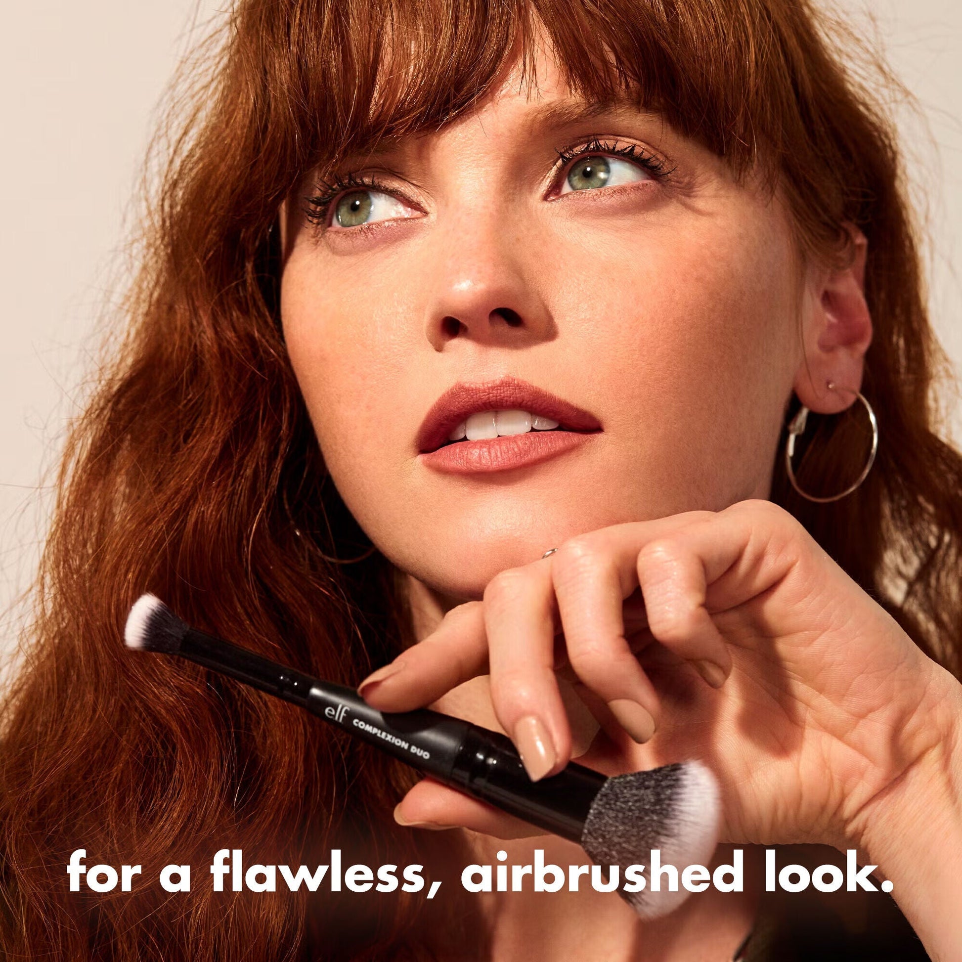 concealer-and-foundation-complexion-duo-brush-t5 0426_EDU_ComplexionDuoBrush_Benefit.jpg