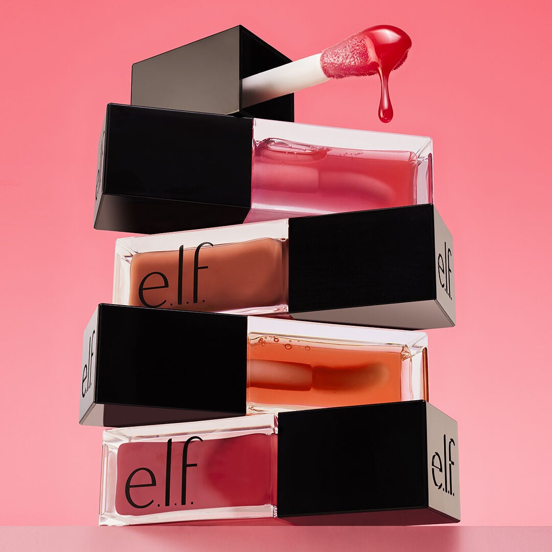 glow-reviver-lip-oil-g7 053023_SL_GlowRev_Fam_FOCUSSTACK-2RGB_IGF_a02f77a9-bf07-4a60-8c73-7b207cf9f12d.jpg
