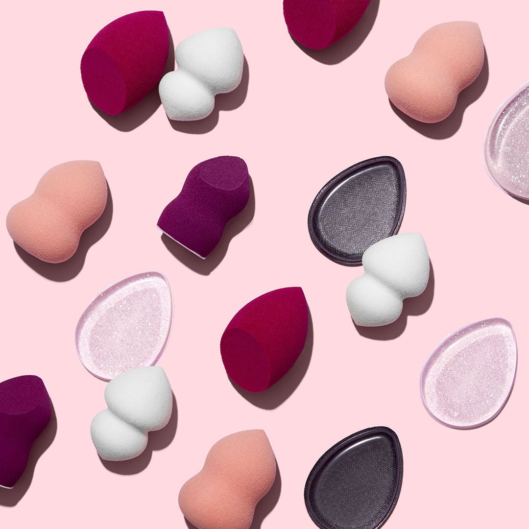 blending-and-highlighting-sponge-duo-b2 0619_SocialIGF_Sponges1_b1fd4502-7674-4b0c-86df-28fe31a55570.jpg
