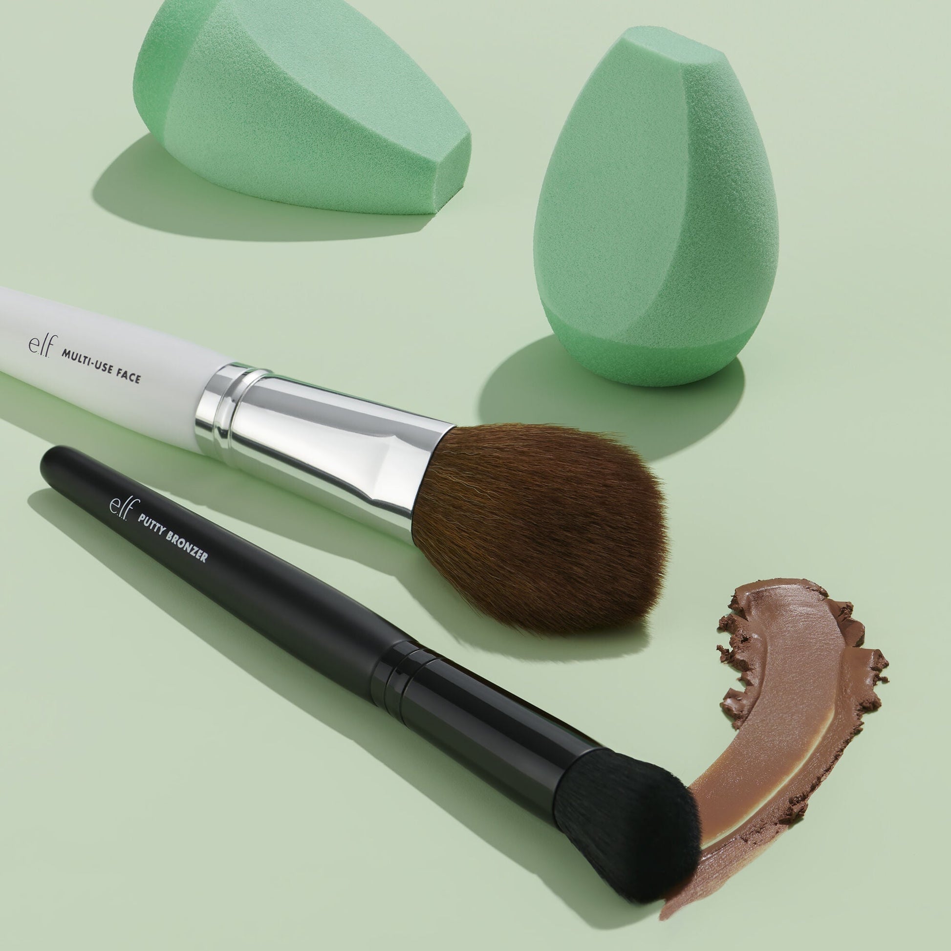 multi-use-face-brush-w7 082521_Brushes_V2_IGF.jpg
