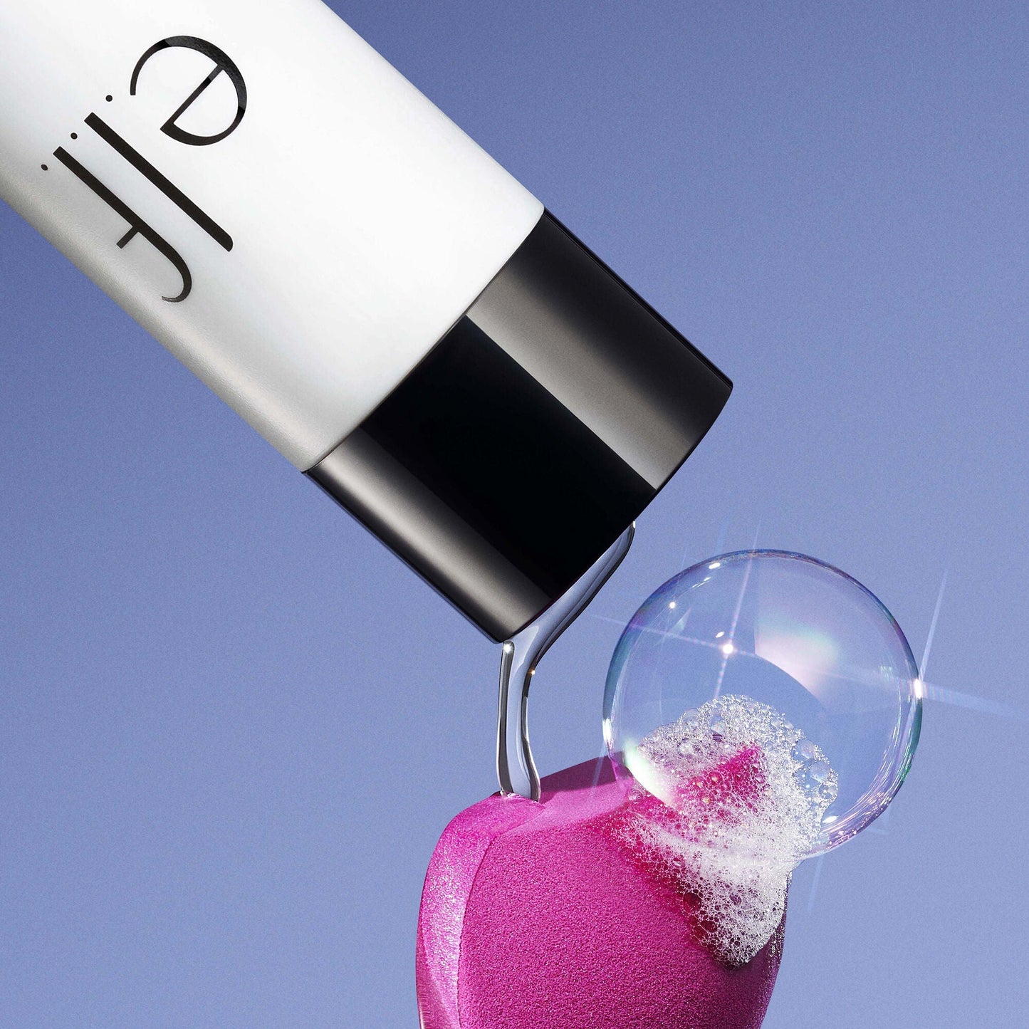 clean-queen-liquid-brush-and-sponge-cleaner-x0 111124_elf_CleanQueen_Tools_0032_MAIN-HELICON_358_w2QC_IGF.jpg