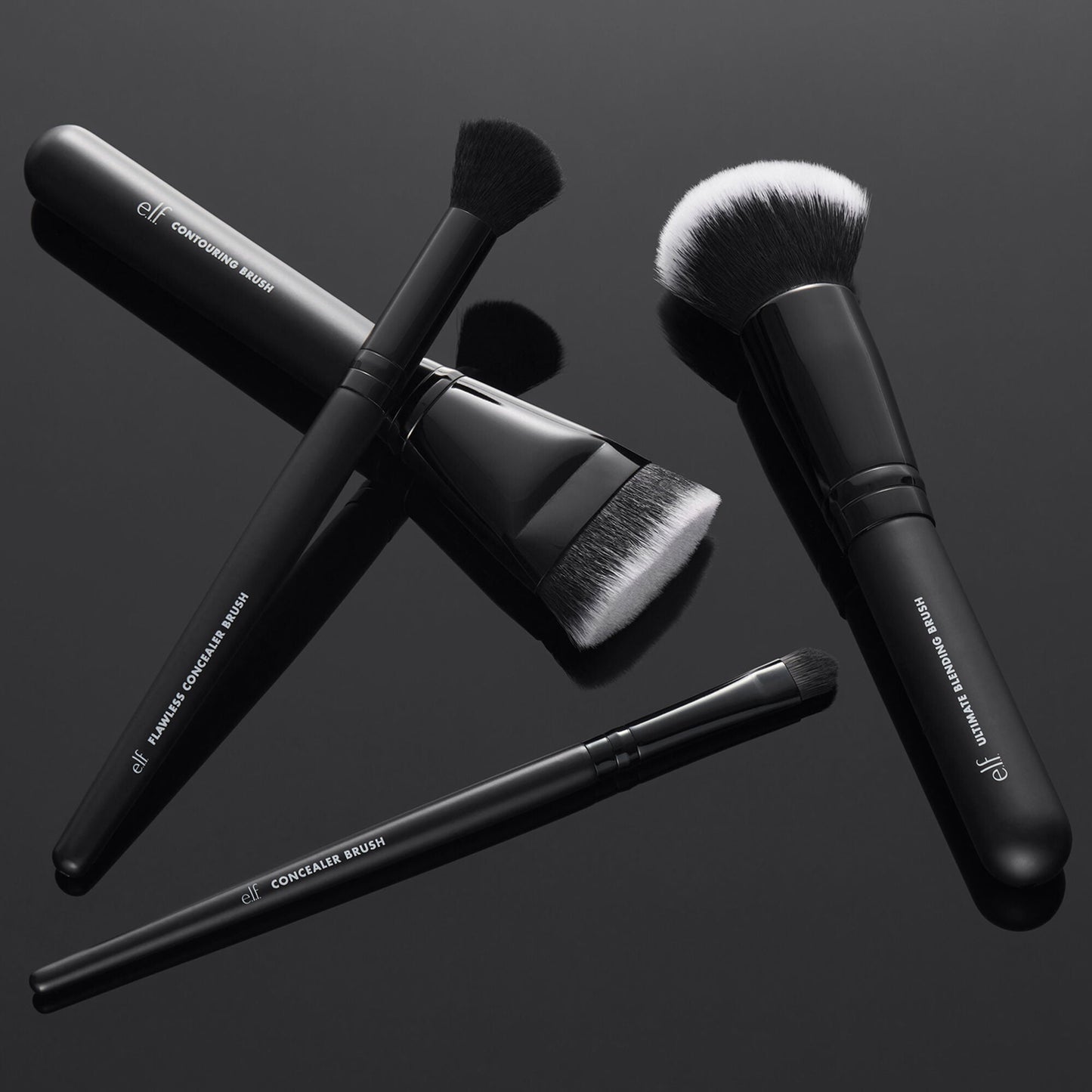 foundation-and-concealer-brush-set-k8 12142020_ComplexionPerfection-FaceBrush_0028_FocusBracket-MAIN_V2_IGF.jpg