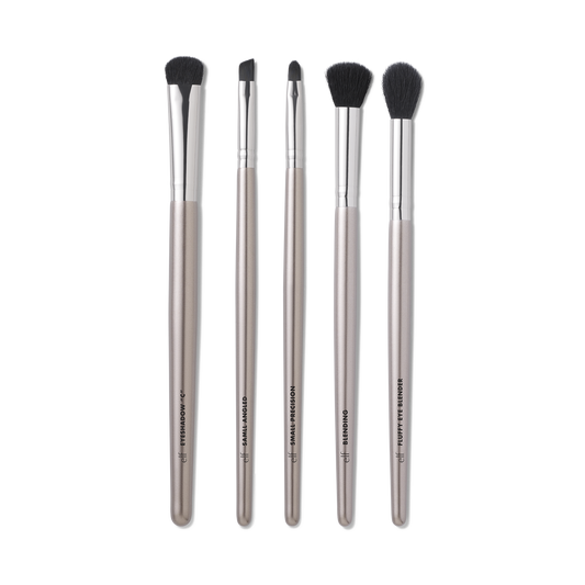 smoky-eye-brush-kit-t3 82021_Open_R.png