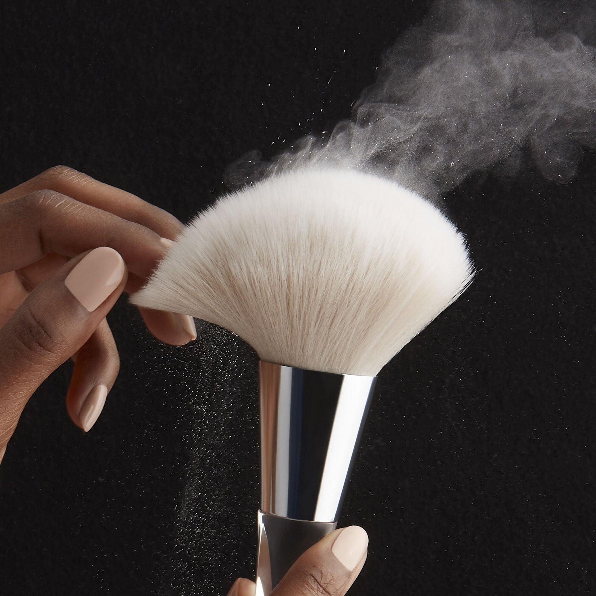 precision-powder-brush-h1 85307_PrecisionPowderBrush_V2_133.jpg