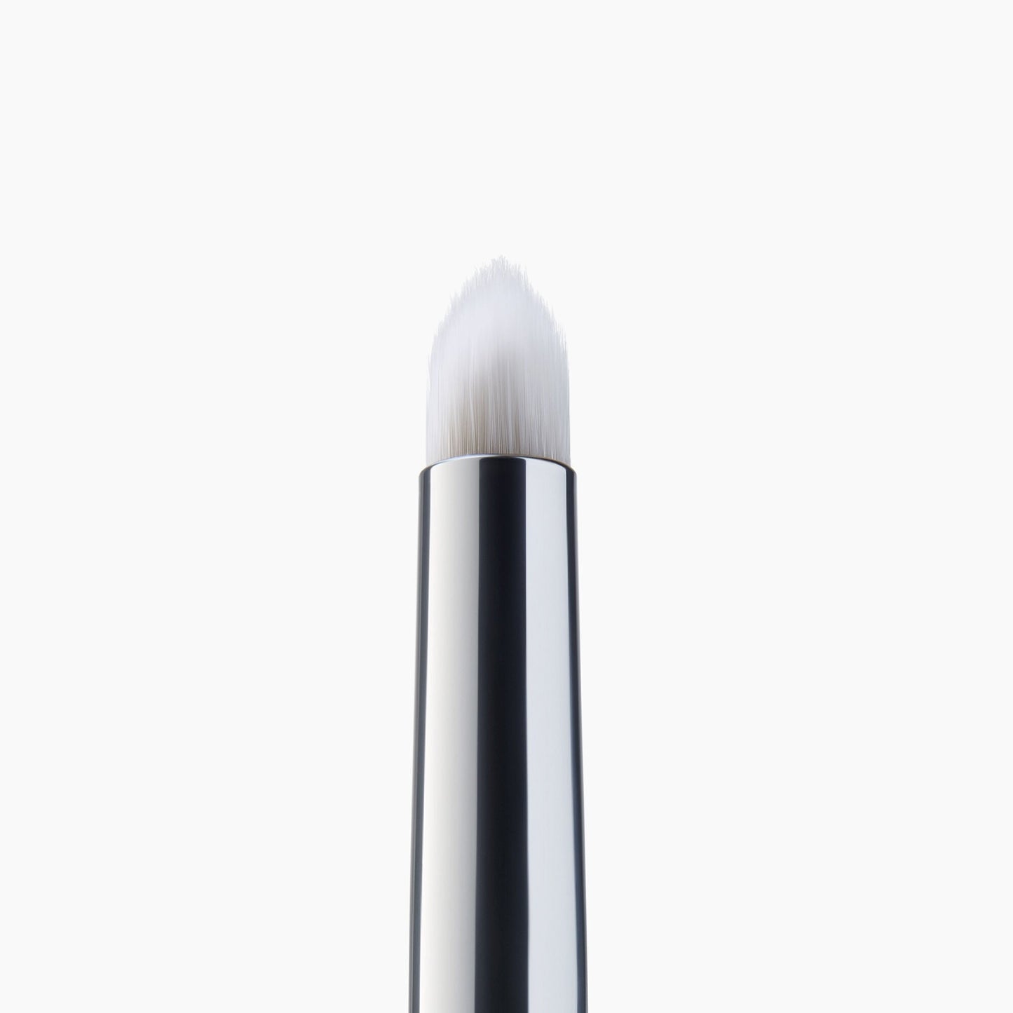 precision-smudge-brush-b9 85311_PrecisionSmudgeBrush_Macro_V2.jpg