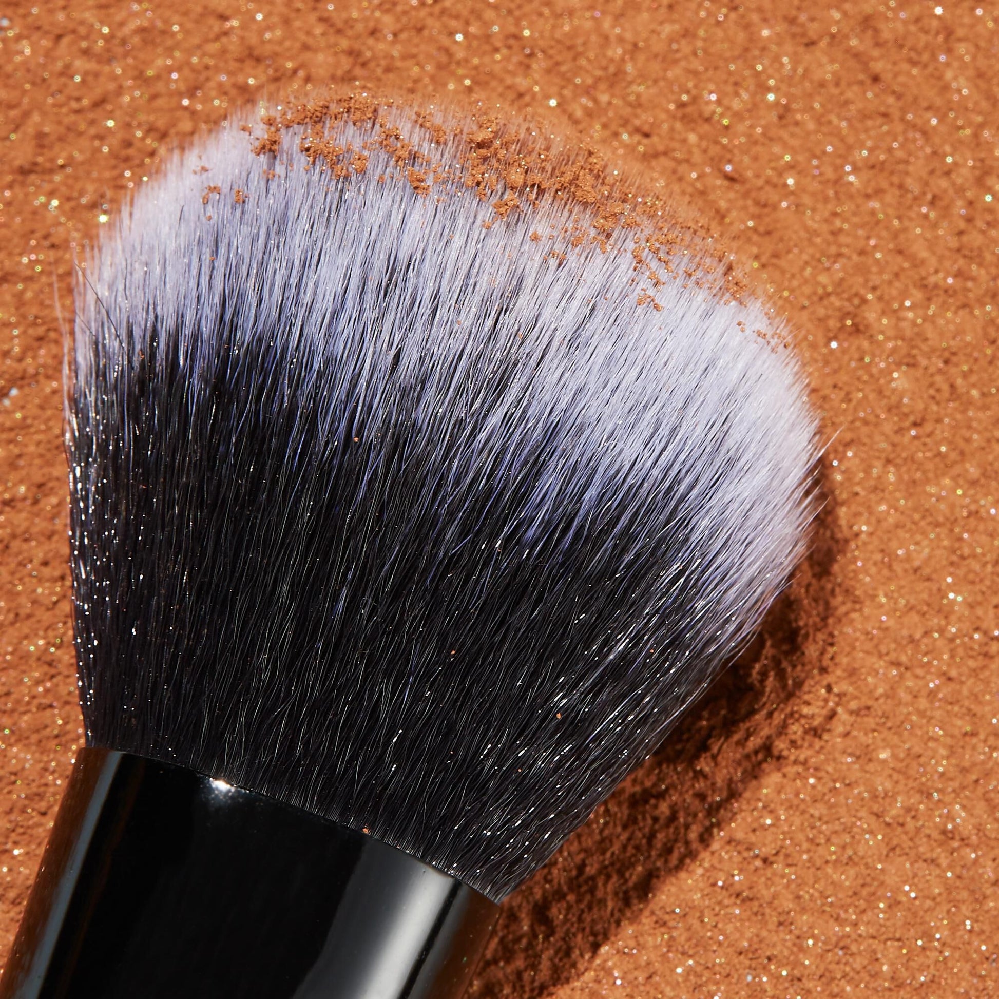 flawless-face-brush-d5 brush_SL_018_A1_IGF.jpg